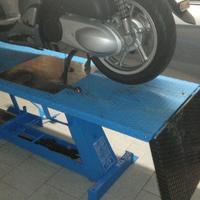 PONTE SOLLEVATORE MOTO
