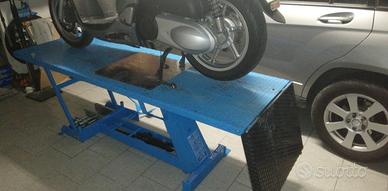 PONTE SOLLEVATORE MOTO