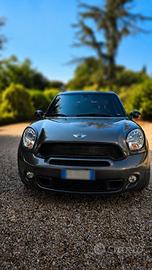 mini Countryman S  r60  gomme nuove tagliandata