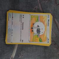 pacchetto di carte Pokemon fatto da 20 carte