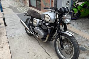 Triumph thruxton 900