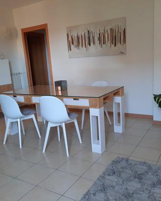 Tavolo design abete  austriaco + 4 sedie Tomasucci