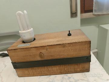 Lampada da tavolo stile industrial 