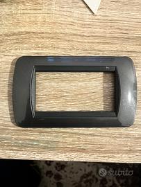 Placca bticino living international 4 posti