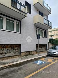 DEPOSITO A MOLA DI BARI