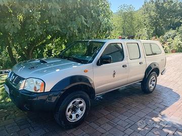 nissan navara d22