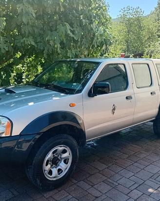 nissan navara d22