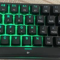 tastiera meccanica ( led verdi modificabili)