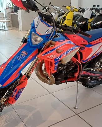 Beta RR Enduro 300 Factory Racing
