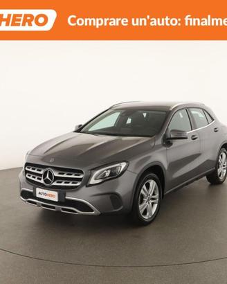 MERCEDES-BENZ GLA 180 ZV47760