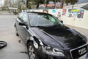 AUDI A3 1.6 105cv - 2012