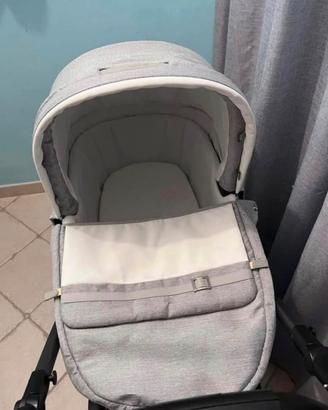 Passeggino/Trio peg perego