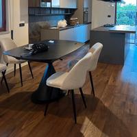 Tavolo allungabile in ceramica