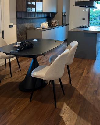 Tavolo allungabile in ceramica