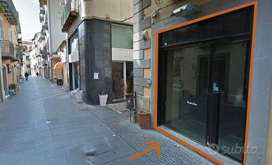 Locale commerciale - Via Pretoria 57