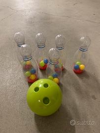 Birilli e palla bowling per bambini
