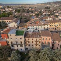 6 LOCALI A SAN PIETRO IN CARIANO