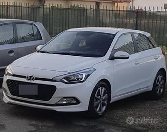 hyundai I 20 GPL CASA madre