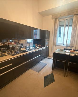 Cucina super grigia