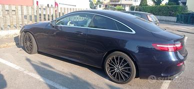 MERCEDES E220 4 MATIC AMG LINE