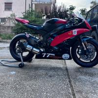 Yamaha R6