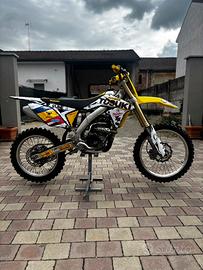 Suzuki rm-z 250