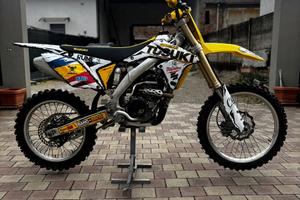 Suzuki rm-z 250