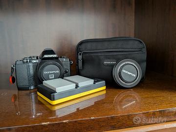 Olympus OM-D E-M10 Mark I + Zuiko 14-42 EZ Pancake