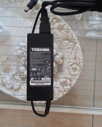 Alimentatore originale per notebook Toshiba