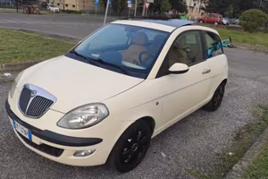 Lancia Ypsilon 1.3 del 2004 con 70 CV
