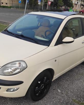 Lancia Ypsilon 1.3 del 2004 con 70 CV