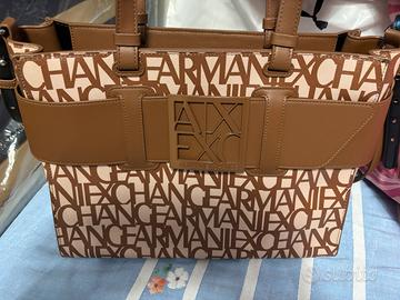 Borsa Armani Exchange