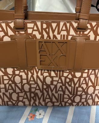 Borsa Armani Exchange