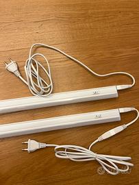 Lampada luce calda led 3000K 86cm con comoda spina