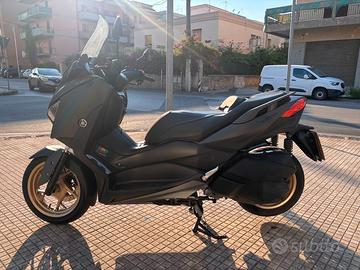 Yamaha X-Max 300 TECH MAX 2020