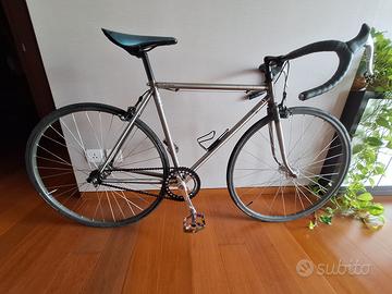 Starfuckers Steel Era Single Speed from Bangkok
