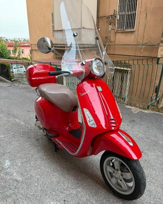 Piaggio Vespa 150 Primavera 3V Red ABS  - 2016