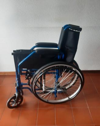 sedia a rotelle leggera