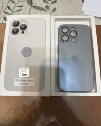 Cover iPhone 15 pro Titan grey