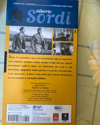 VHS “Tutti a casa” di Luigi Comencini
