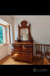 Casettone vintage con specchio