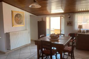 Camere in appartamento signorile a Cassano Murge