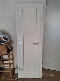 Porta da esterno in pvc