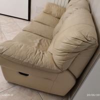 Divano in vera pelle 3 posti L.2.00X P.85cm X h.90