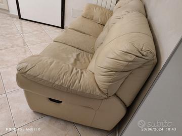 Divano in vera pelle 3 posti L.2.00X P.85cm X h.90