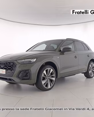 Audi Q5 40 2.0 tdi mhev 12v identity black quattro
