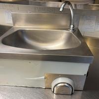 Lavandino laboratorio