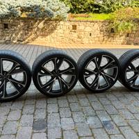 Set 4 Cerchi+Gomme Originali Audi 22”_RS6-RS7-RSQ8