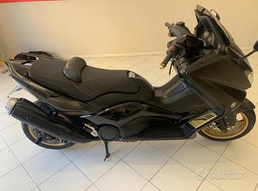 Yamaha T-Max Black Max