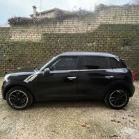 Mini  countryman oneD